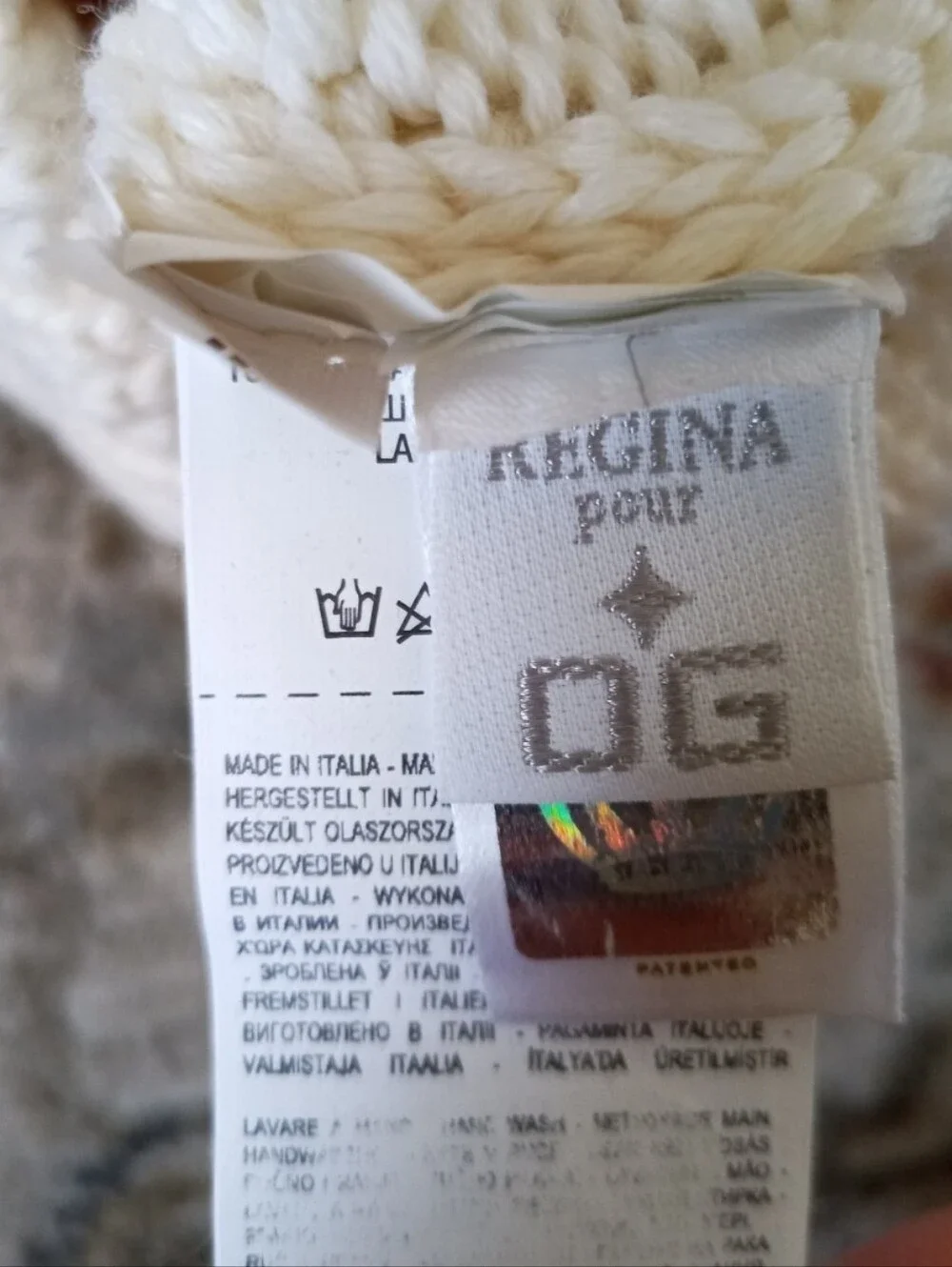 Regina Pour OG Italian cream color knit wool beanie with a real fur pom pom